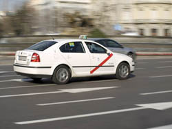 Moverse en Taxi o Coche de Alquiler por Madrid