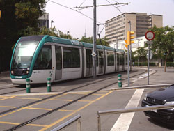 Moverse en Tren o Tranvia por Barcelona