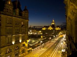 Noche en Edimburgo